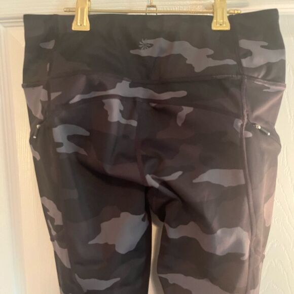 Athleta Black and Gray High-Waisted Leggings - Picture 4 of 6